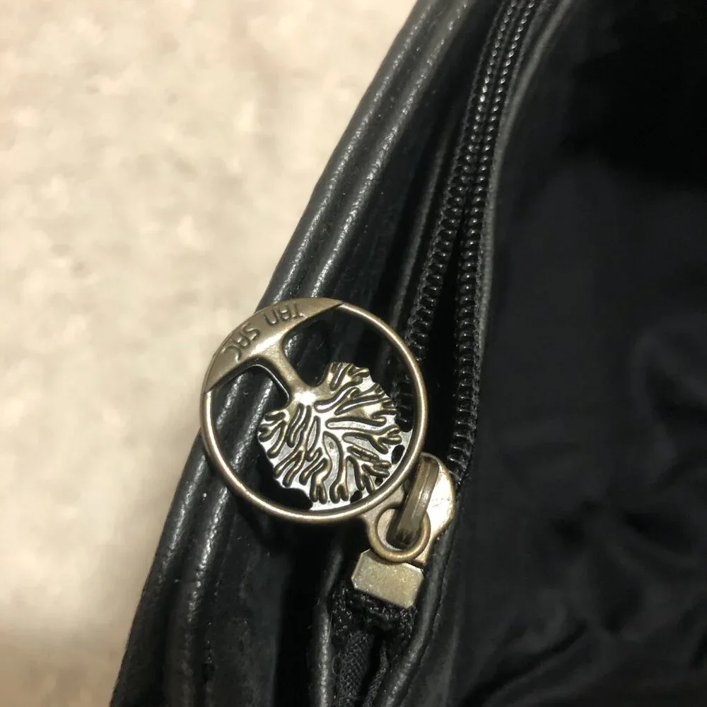 Cypress Woods Women's‎ Leather Shoulder Bag